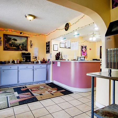 Oyo Hotel Chapmanville Inn, Wv - Hwy 119 외부 사진