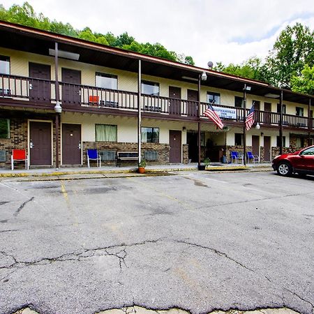 Oyo Hotel Chapmanville Inn, Wv - Hwy 119 외부 사진