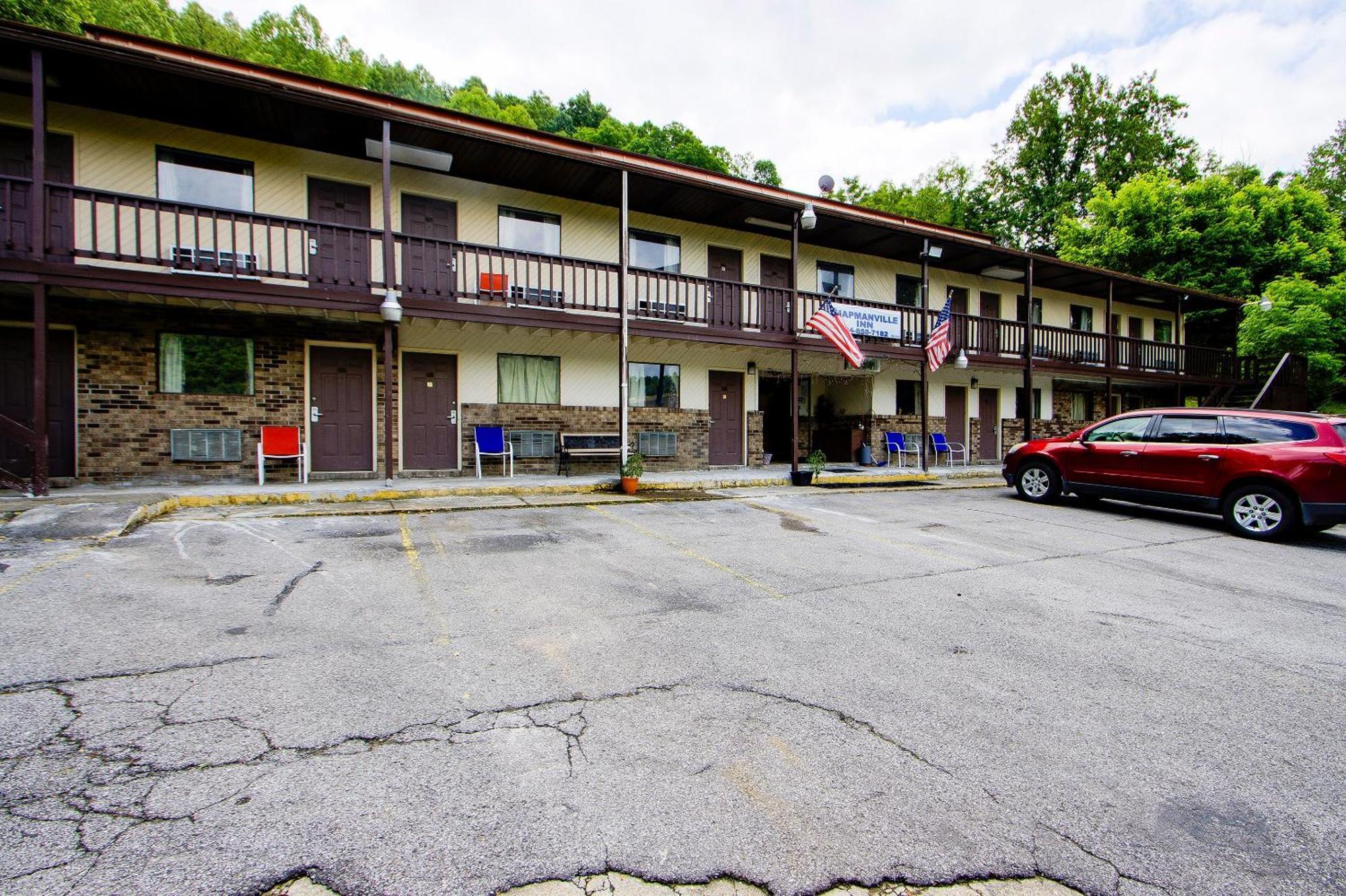 Oyo Hotel Chapmanville Inn, Wv - Hwy 119 외부 사진