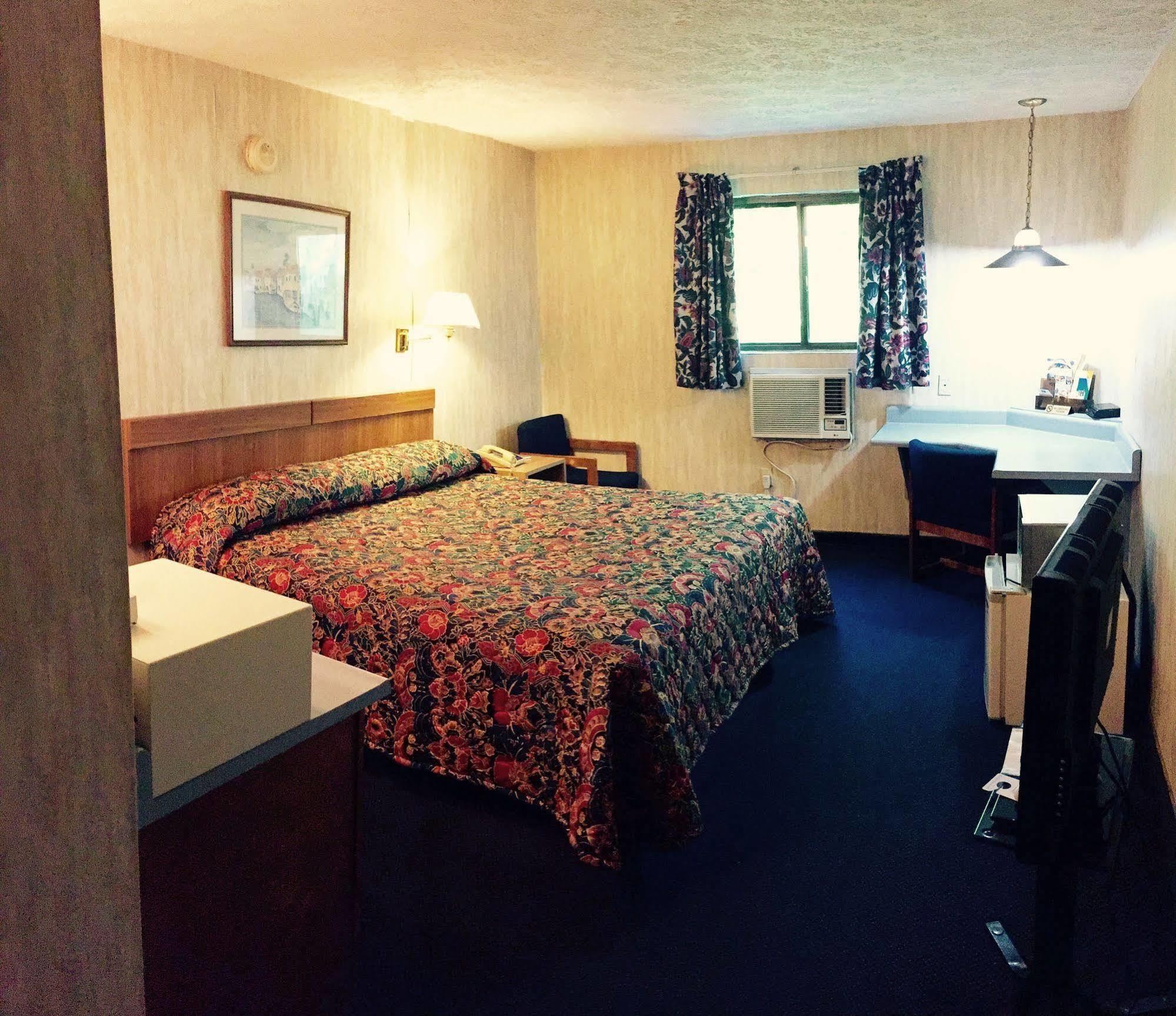 Oyo Hotel Chapmanville Inn, Wv - Hwy 119 외부 사진